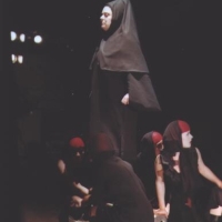 Steinsky und Ensemble. Foto: Brigitte Irsa.